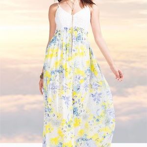 NWT Maxi dress. Open back.